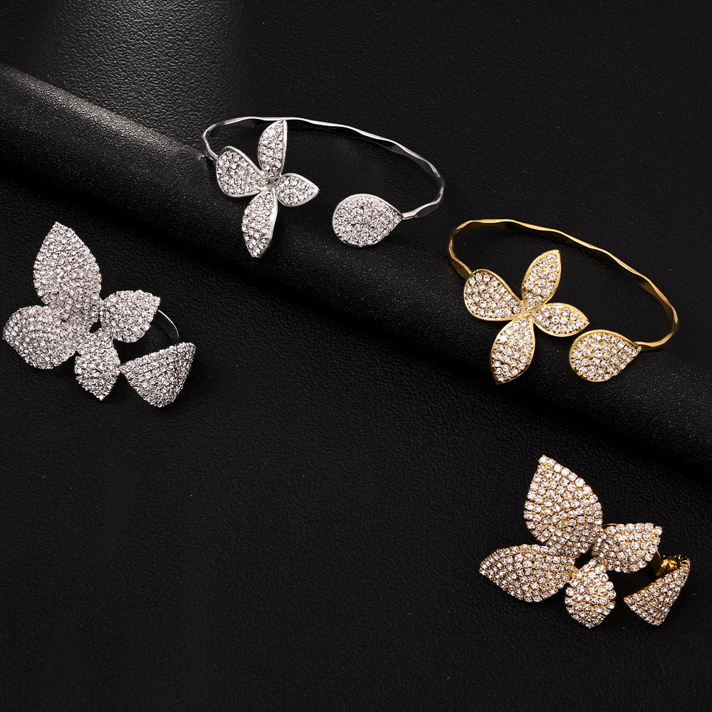 Blooms Bracelet and Handcuffs - Gold.