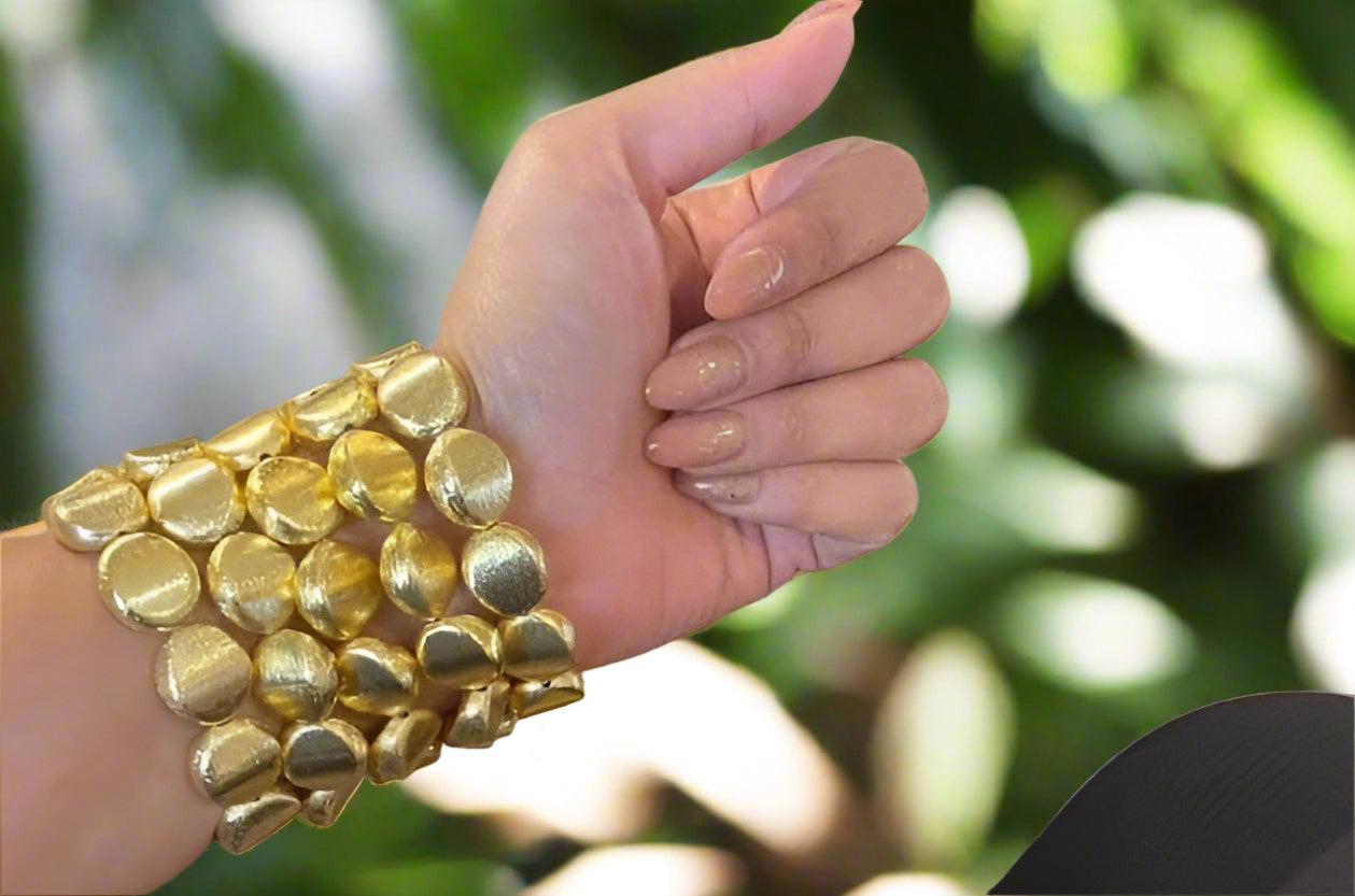 Elegant gold bracelet crafted from high-quality brass, perfect for sophisticated style and timeless fashion.