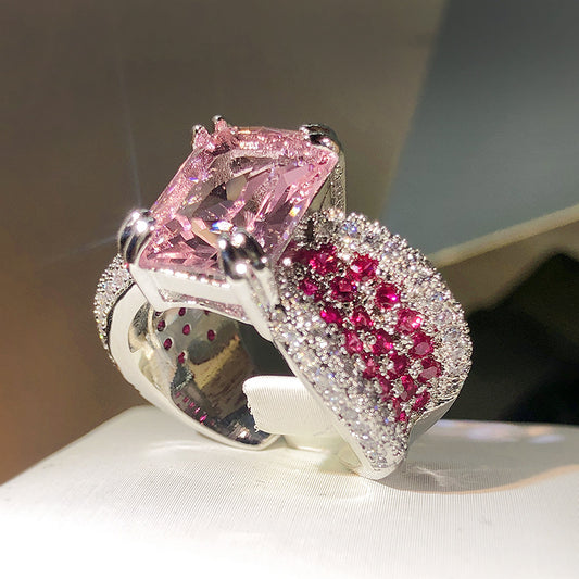 Rose Majesty Ring